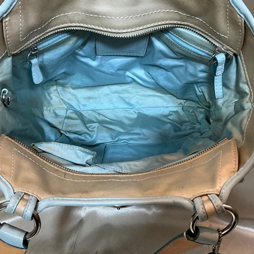 Vintage Coach handbag, beige material & baby blue leather. 10-H8Fa - Picture 11 of 12
